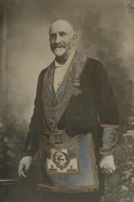 Worshipful Brother E. Philpott, P. S. G. D., 1905