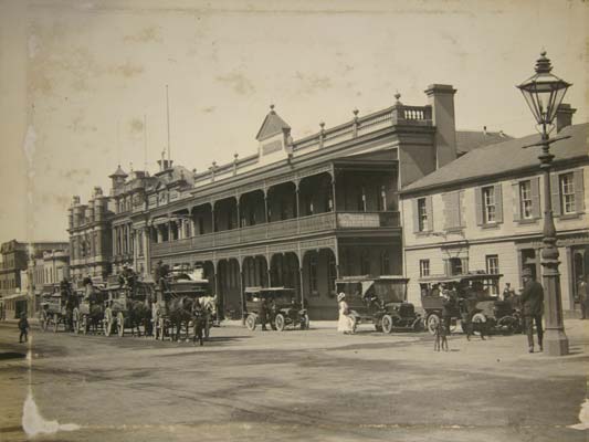Victoria Hotel, Moorabool Street, Geelong, c.1910