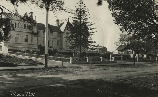 Dysart, Boarding House, Maud Street, 1917