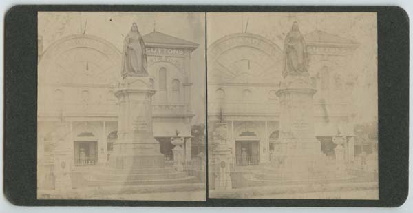 Queen Victoria Statue, 1907