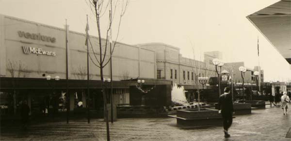 Market Square Mall and Fountain, 1985