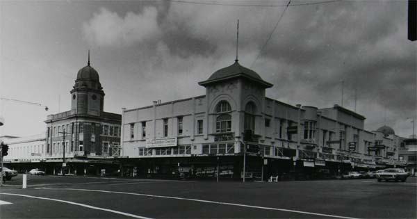 Southeast corner of Moorabool and Malop Streets, 1984
