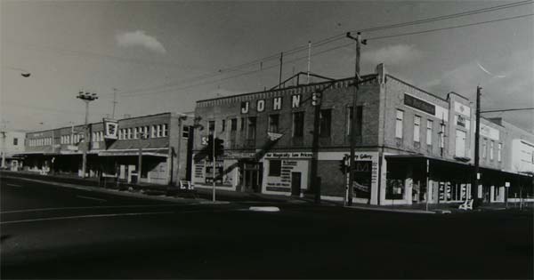 Southwest corner of Moorabool and Yarra Streets, 1984