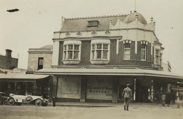 Kearney's Corner, Gheringhap and Ryrie Streets, c.1920