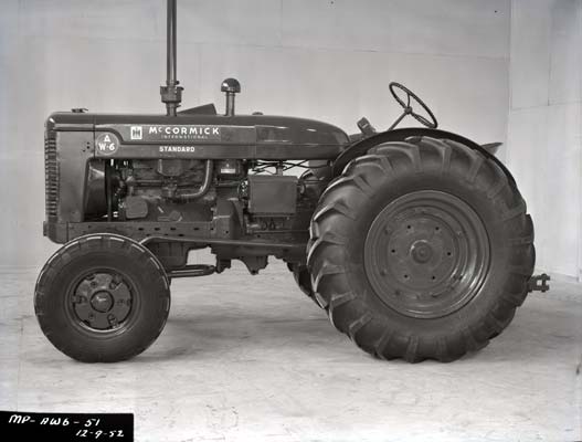 MP-AW6-51 Super AW-6 Tractor, International Harvester, 1952
