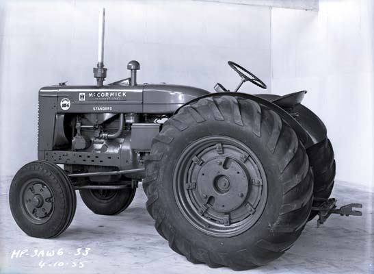 MP-SAW-6-33 Tractor, International Harvester, 1955
